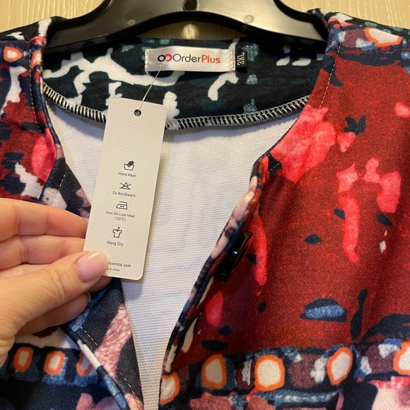 Order Plus Thin Multi-colored Button down jacket Size 3X(Fits like 1X) not lined - Picture 3 of 5